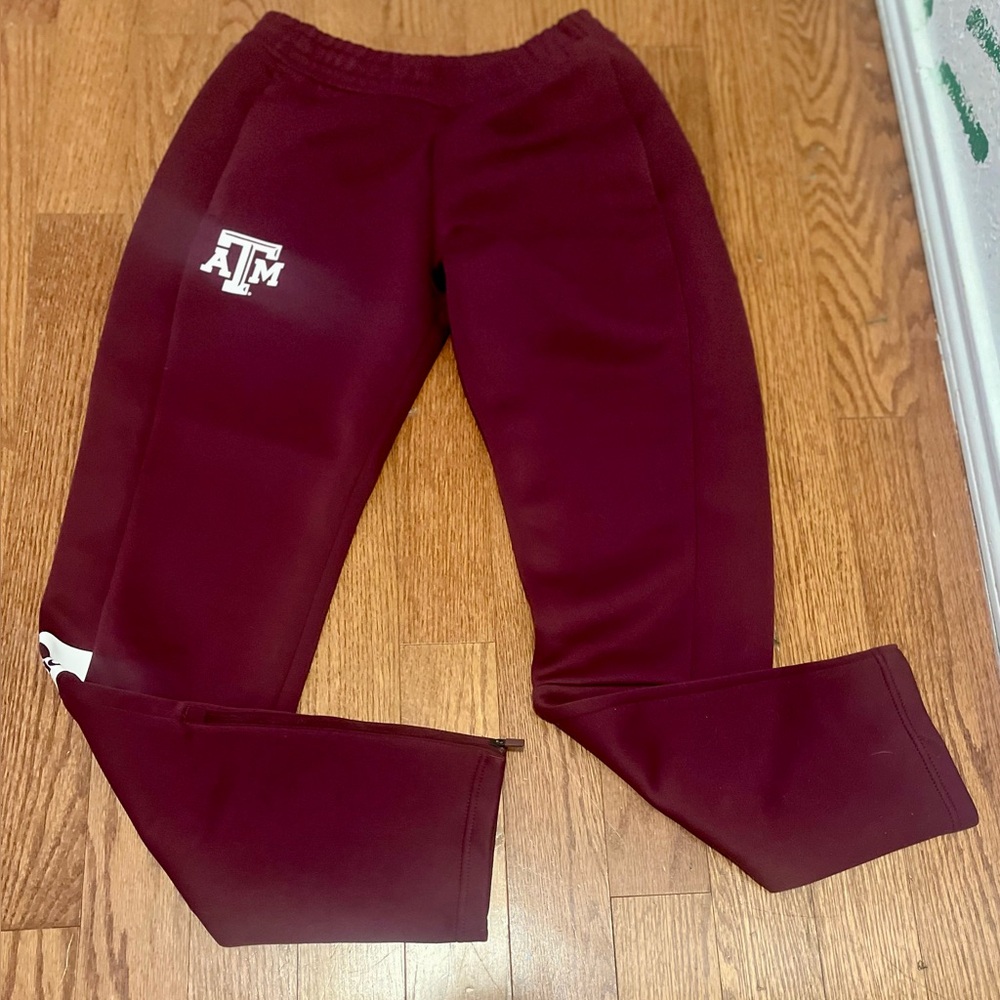 Texas A&M Aggies - Adidas Sweatpants 👍🏻